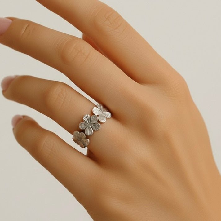 Anello Fiorellini Argento