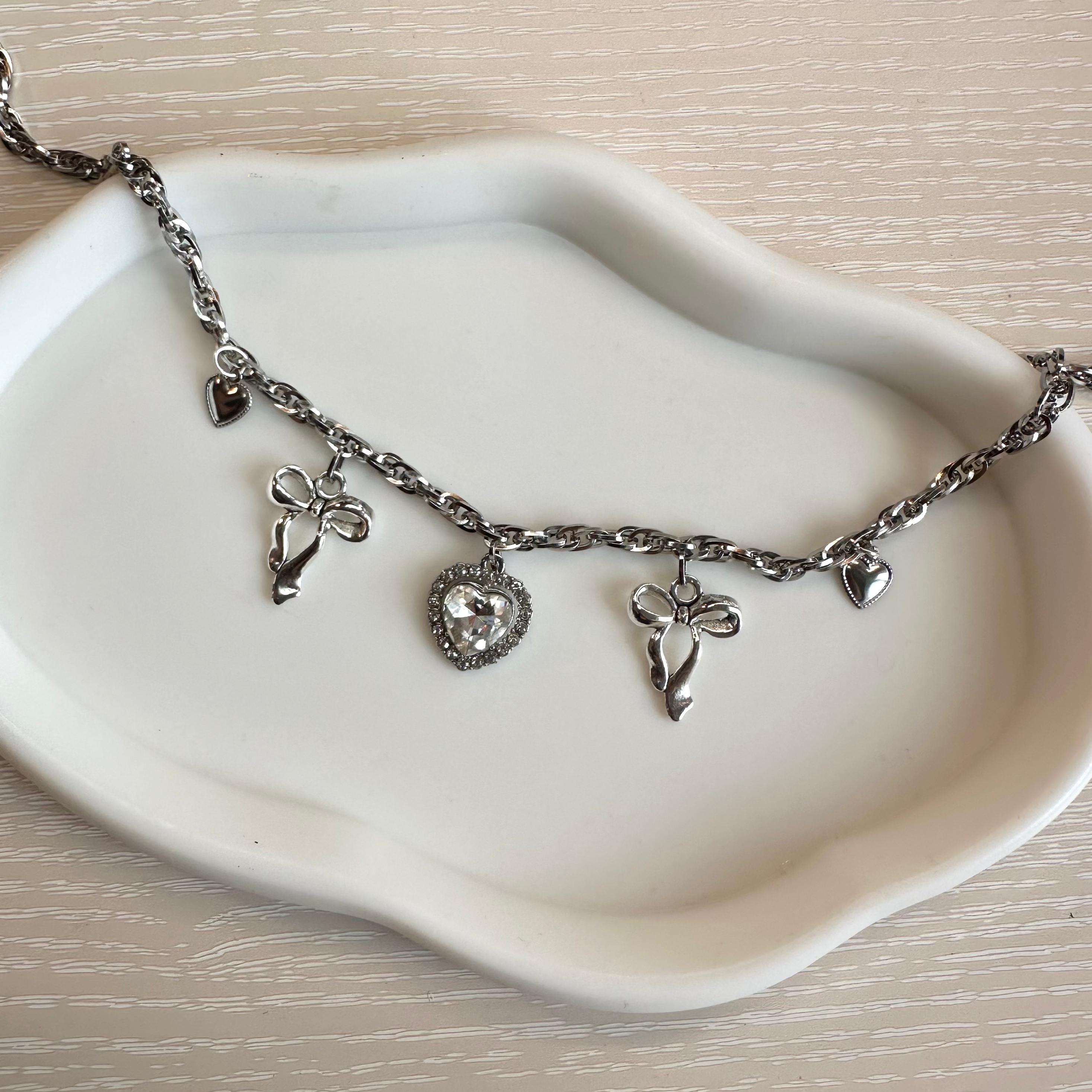 Collana Dafne