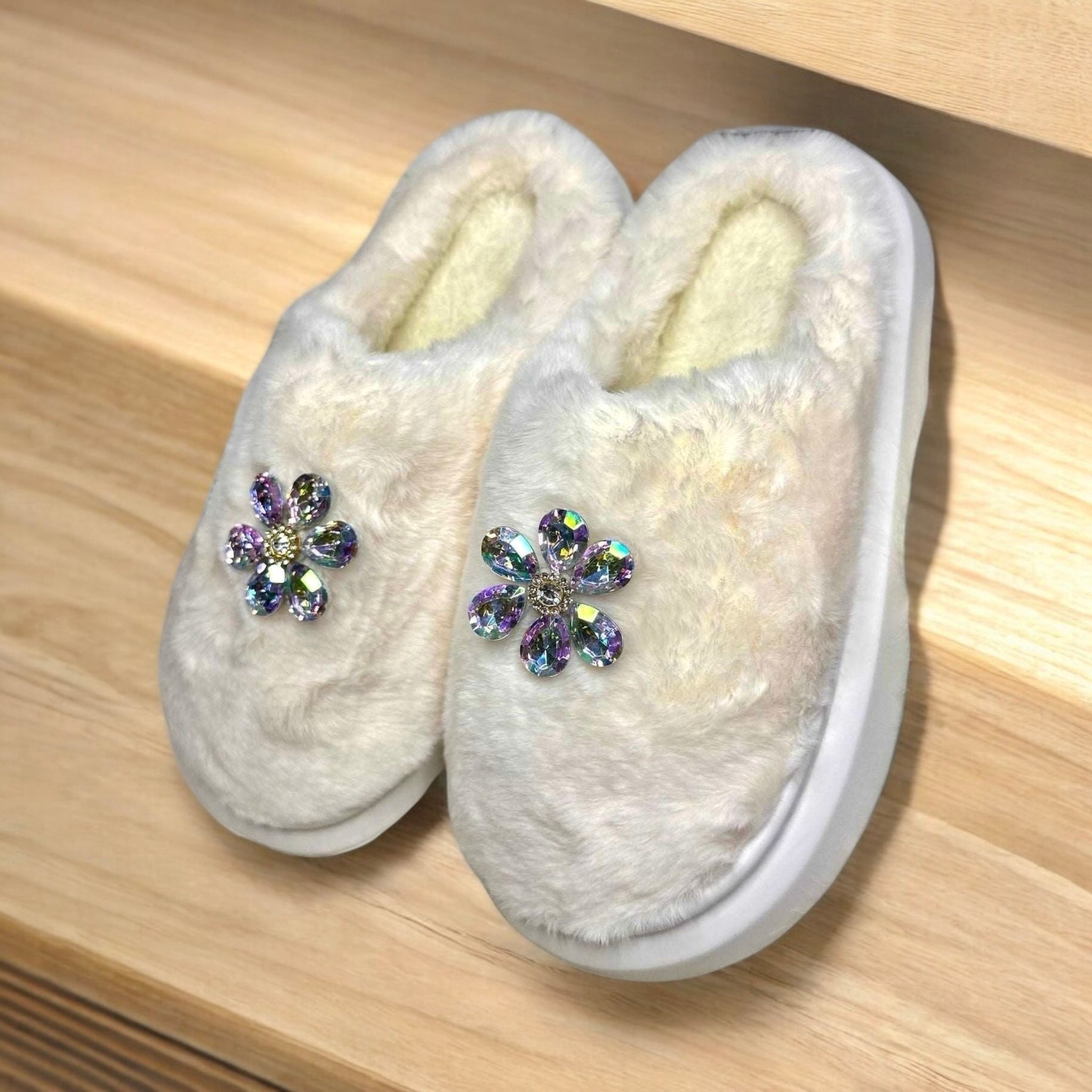 Pantofole Peluche fiore bianche