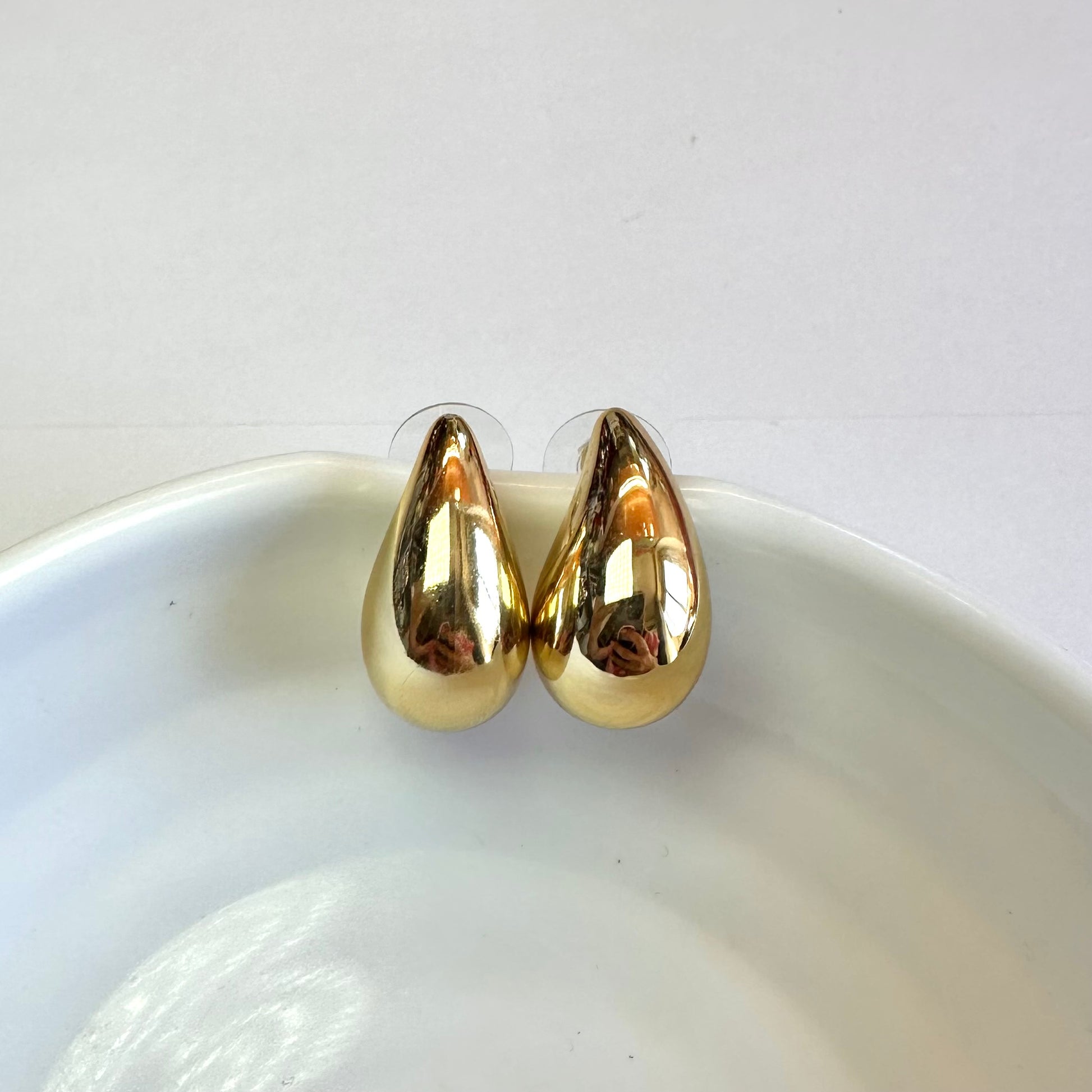 Gold drop earrings