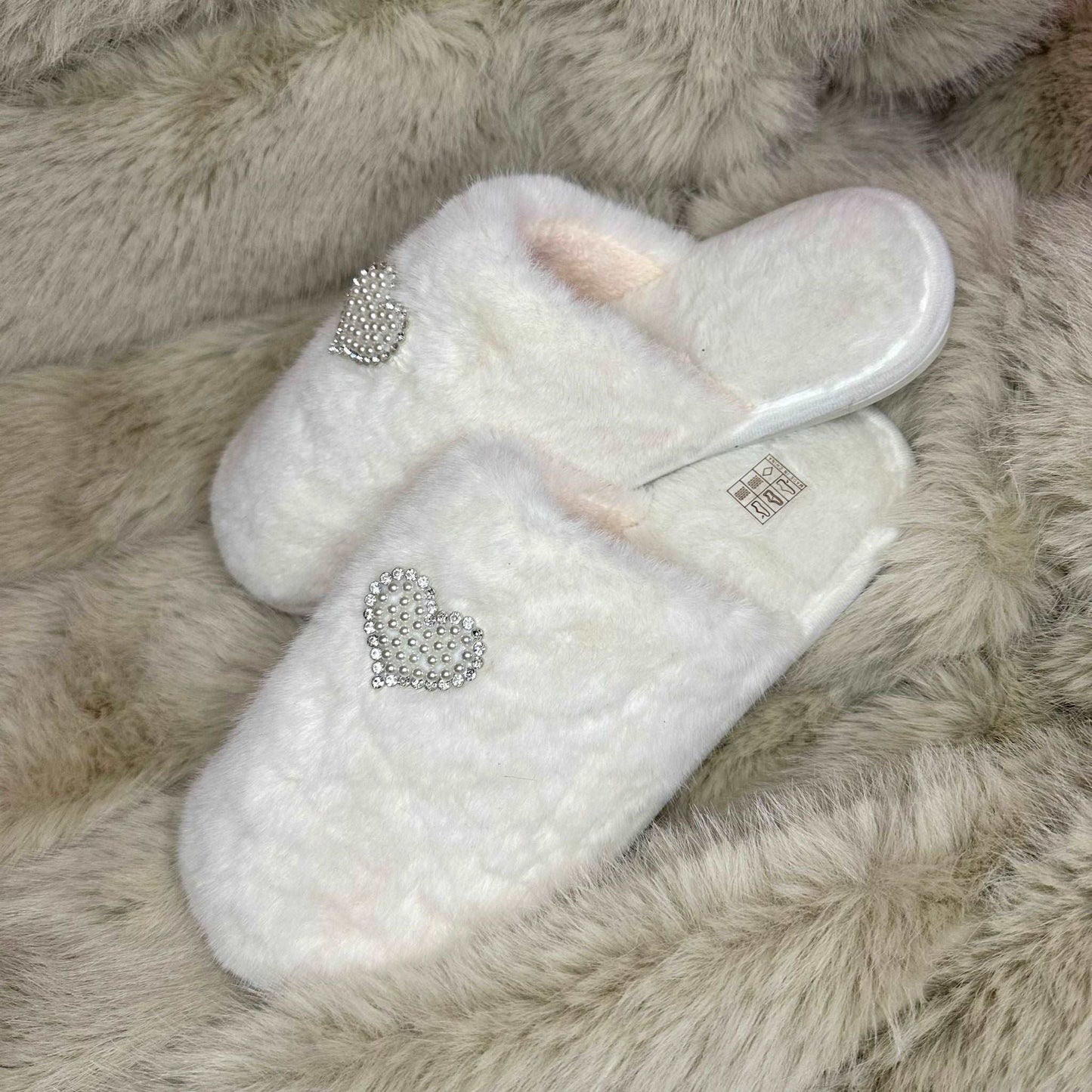 Pantofole Peluche cuore bianche