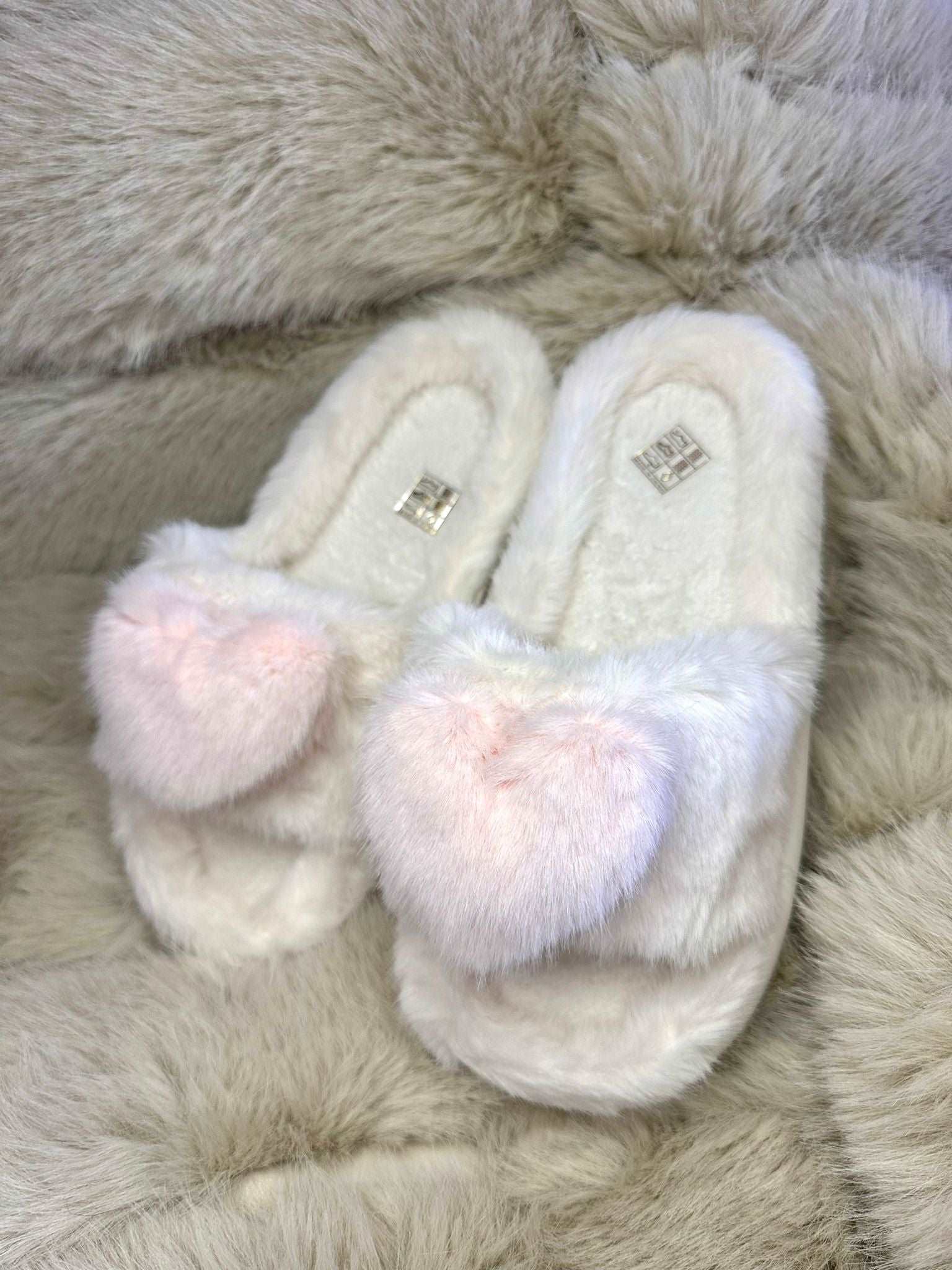 Pantofole Peluche cuore bianche