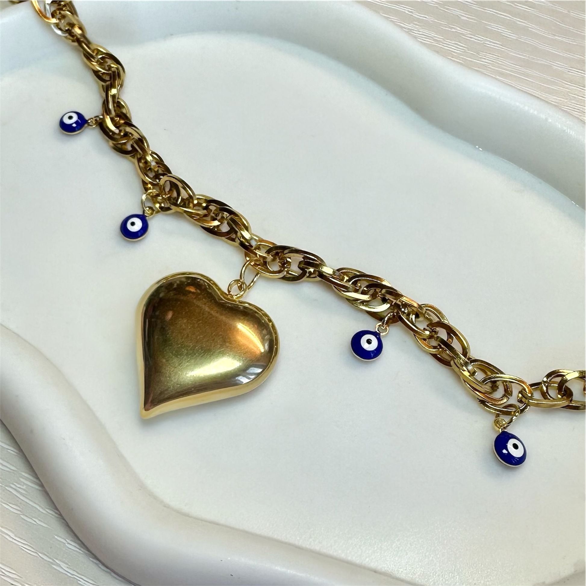 Collana Coraline
