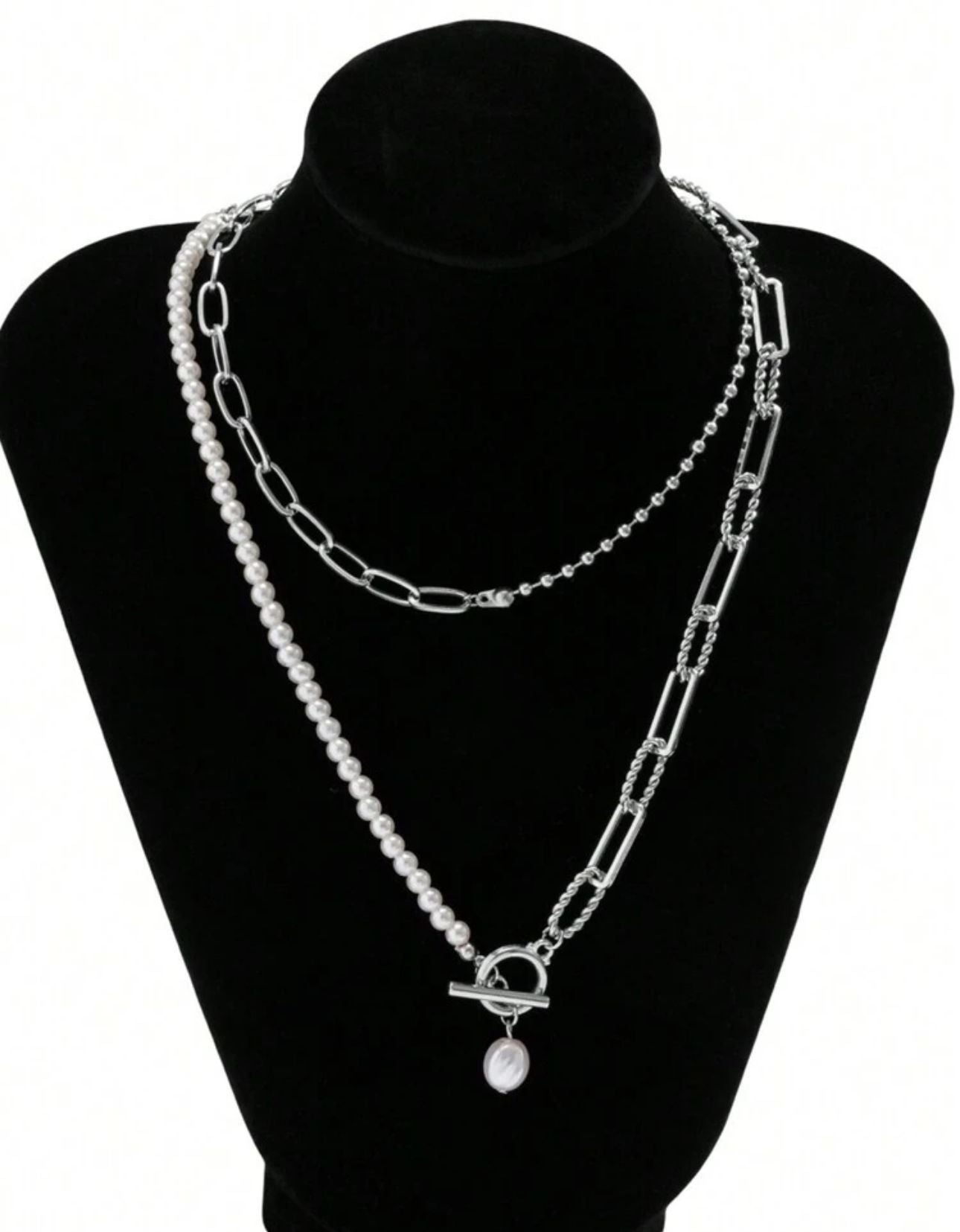 Collana Amelia Argento