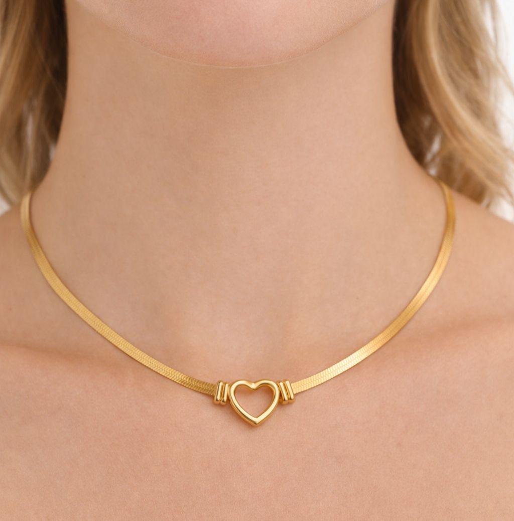 White Heart Necklace