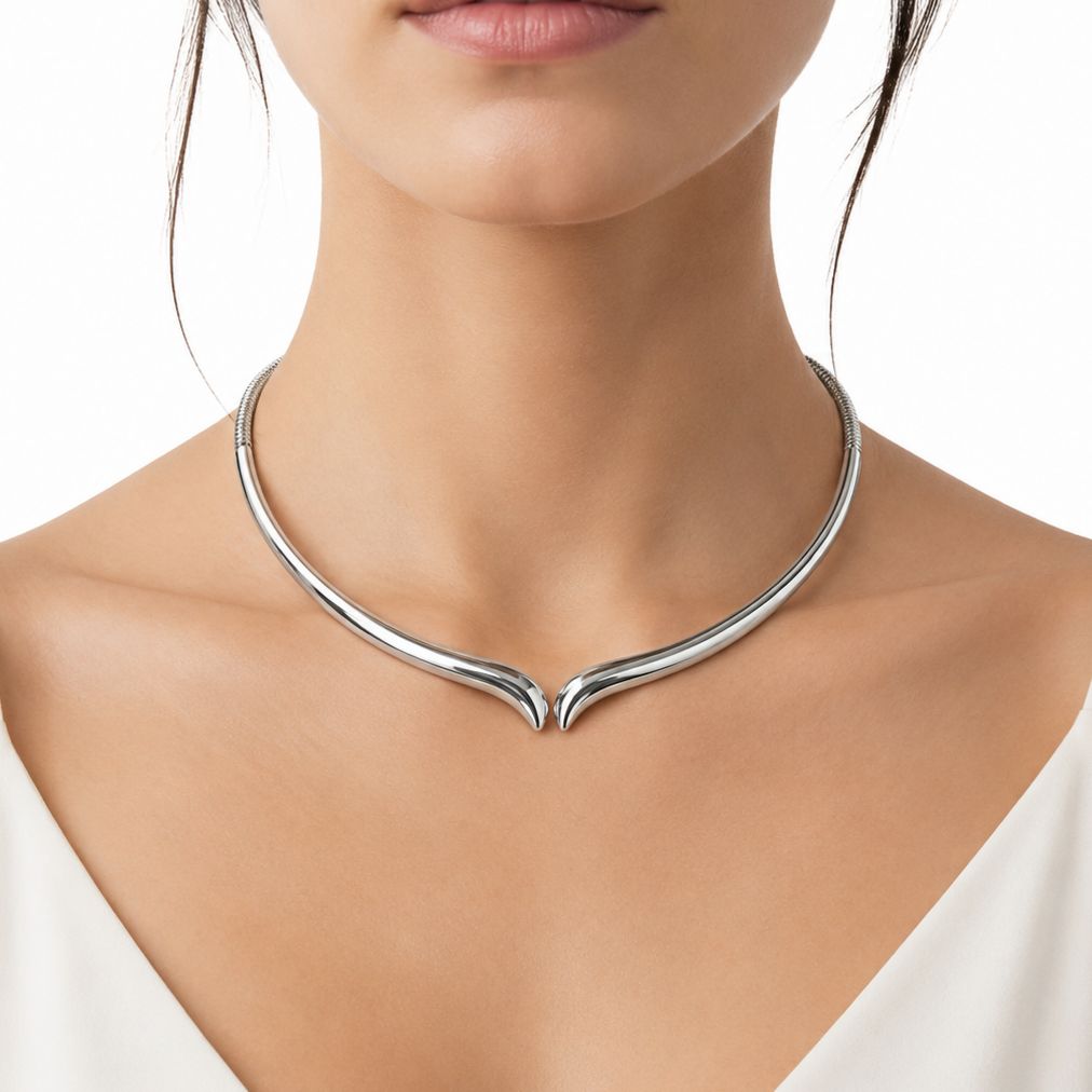 White Heart Necklace