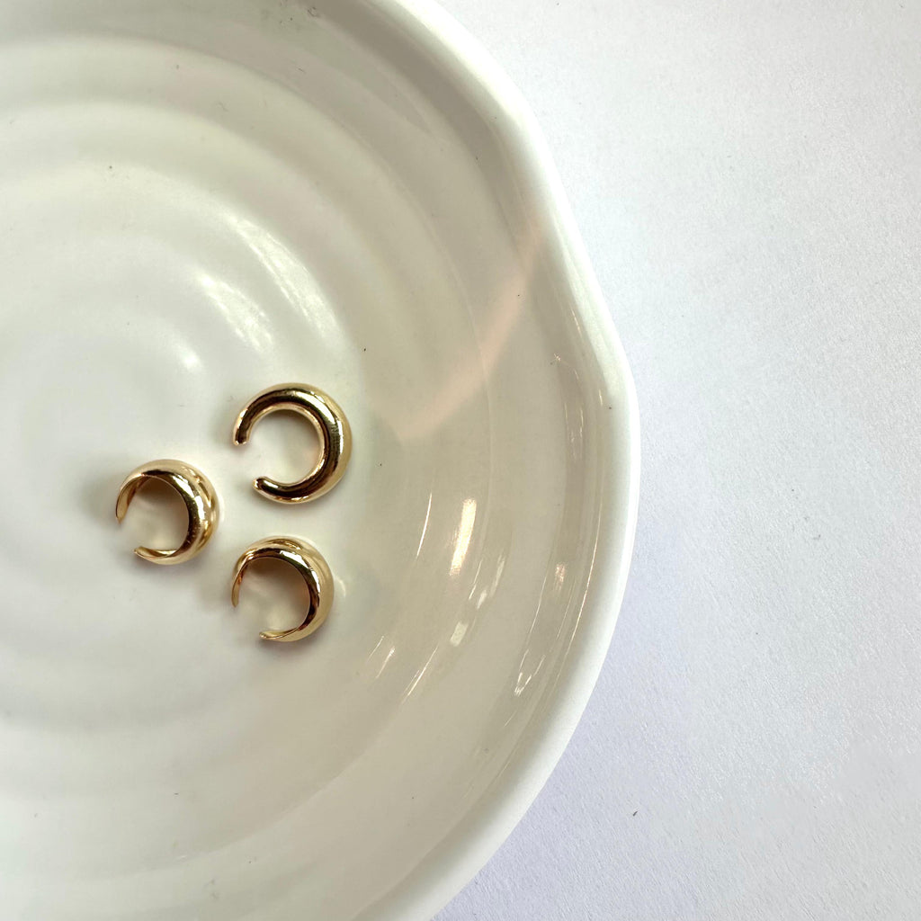 Gold gestreifter Ohrring