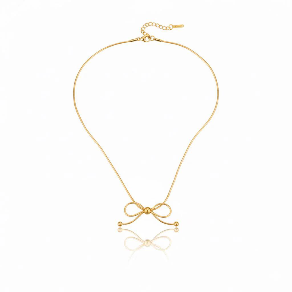 White Heart Necklace