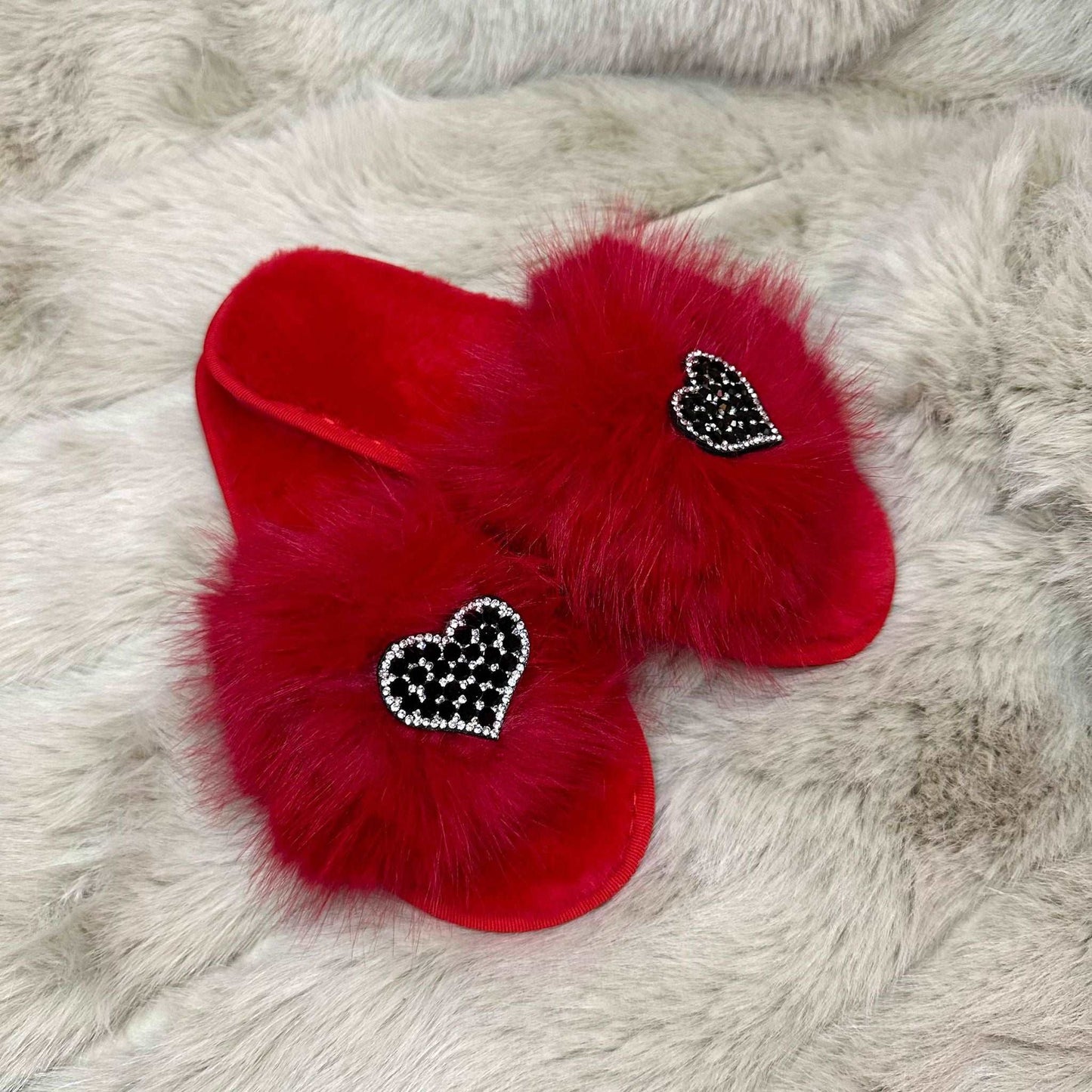 Pantofole Peluche cuore rosse aperte